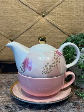 Pinky Up Tea for One Set